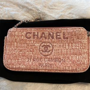 Authentic Chanel Deauville Pink Tweed WOC w/Dust cover